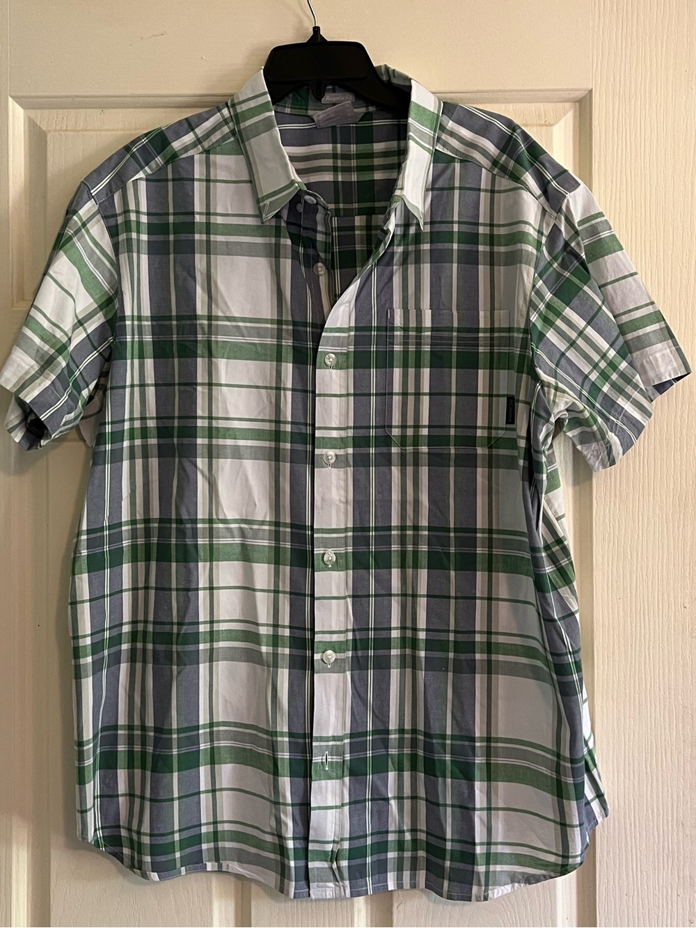 Men's Green & Blue Plaid Short-Sleeve Button-Down Shirt